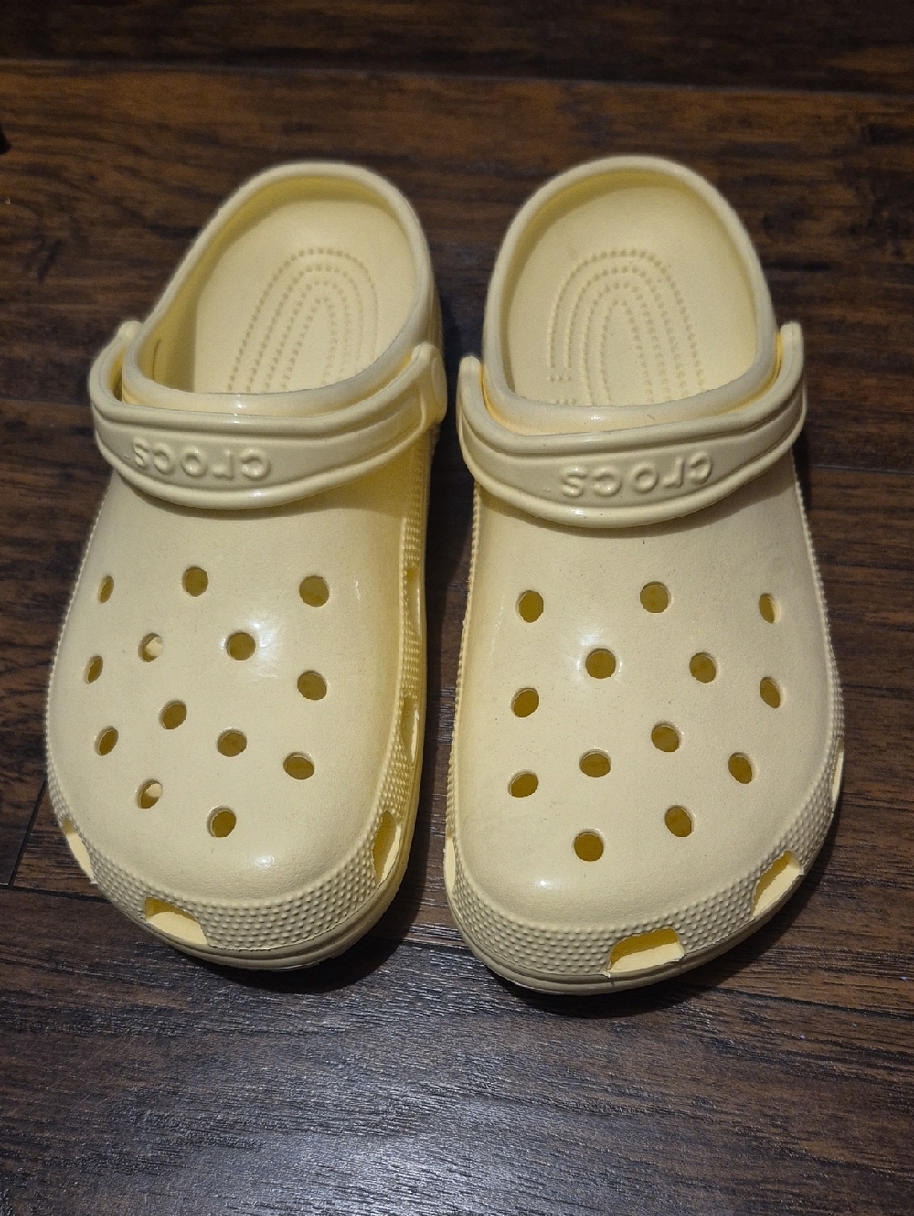 CROCS Kids Classic Clog in Pale Yellow